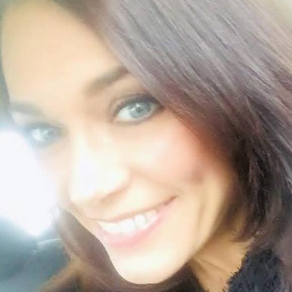 Meet your Posher, Mindy - Picture 1 of 1